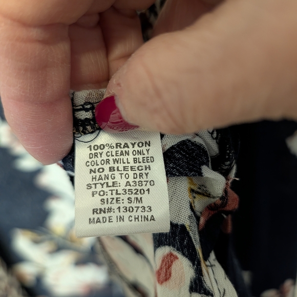 Altar'd State Floral Kimono Jacket - Navy, Bronze and Cream Colors - Picture 4 of 6